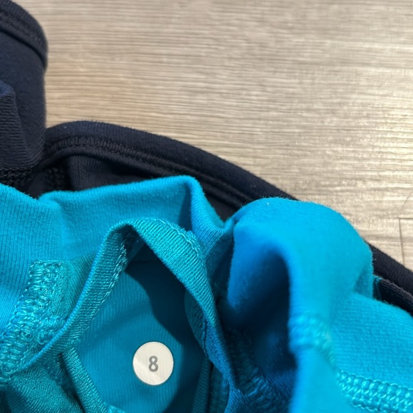 LULULEMON | Women’s Yoga Shorts - Picture 5 of 9